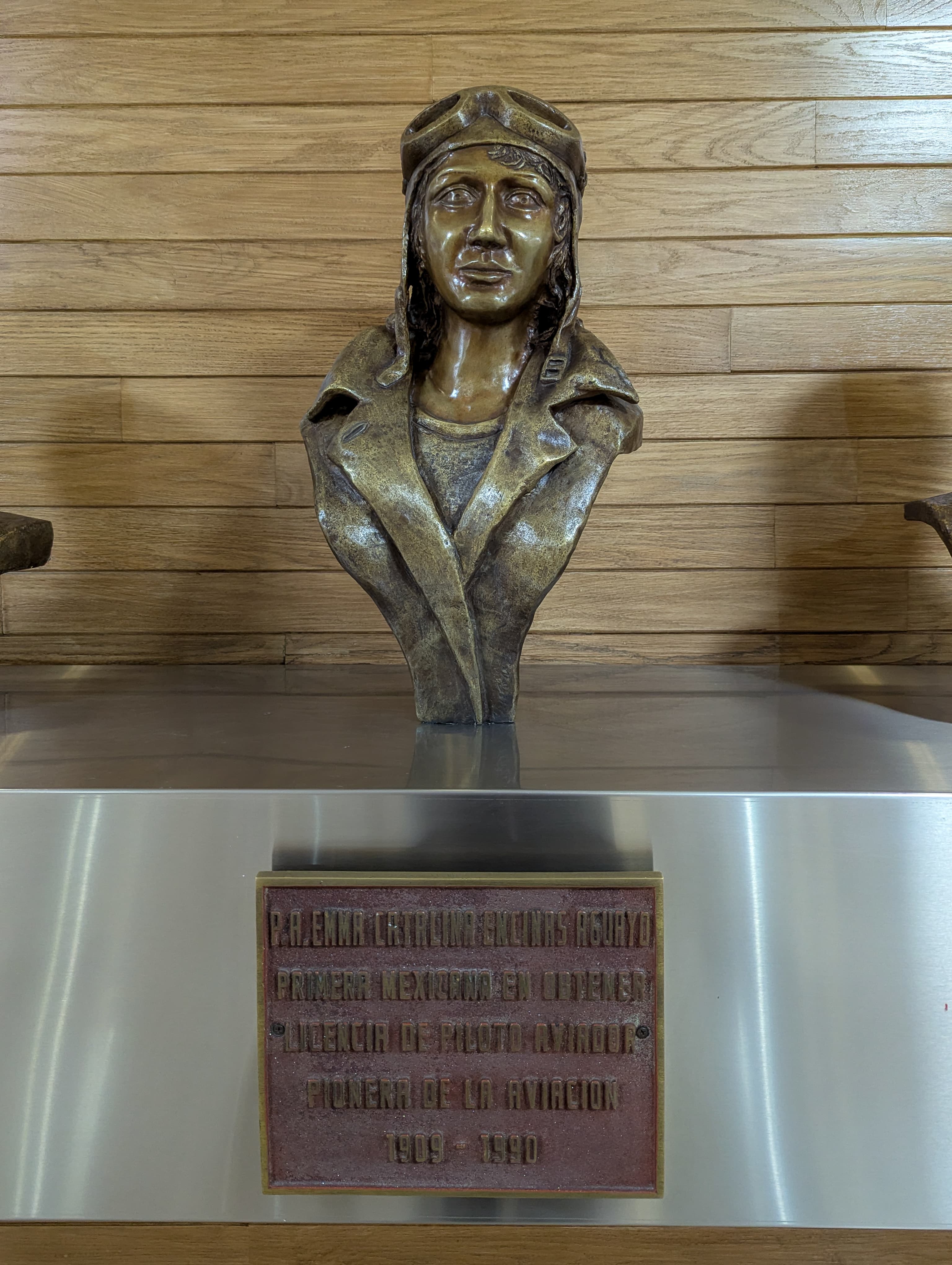 Commemorative bust of Emma Catalina Encinas Aguayo, displayed at Terminal 1 of Mexico City International Airport.