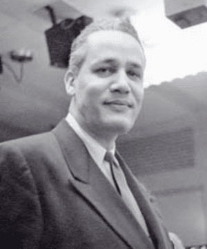 Portrait photograph of Oscar Holmes in Naval Aviator uniform.